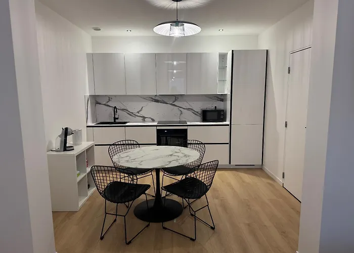 I - Standing Proche Luxembourg & Cattenom Nilvange